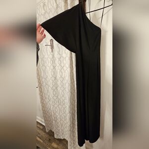 R&M Richards Black One-Shoulder Jumpsuit